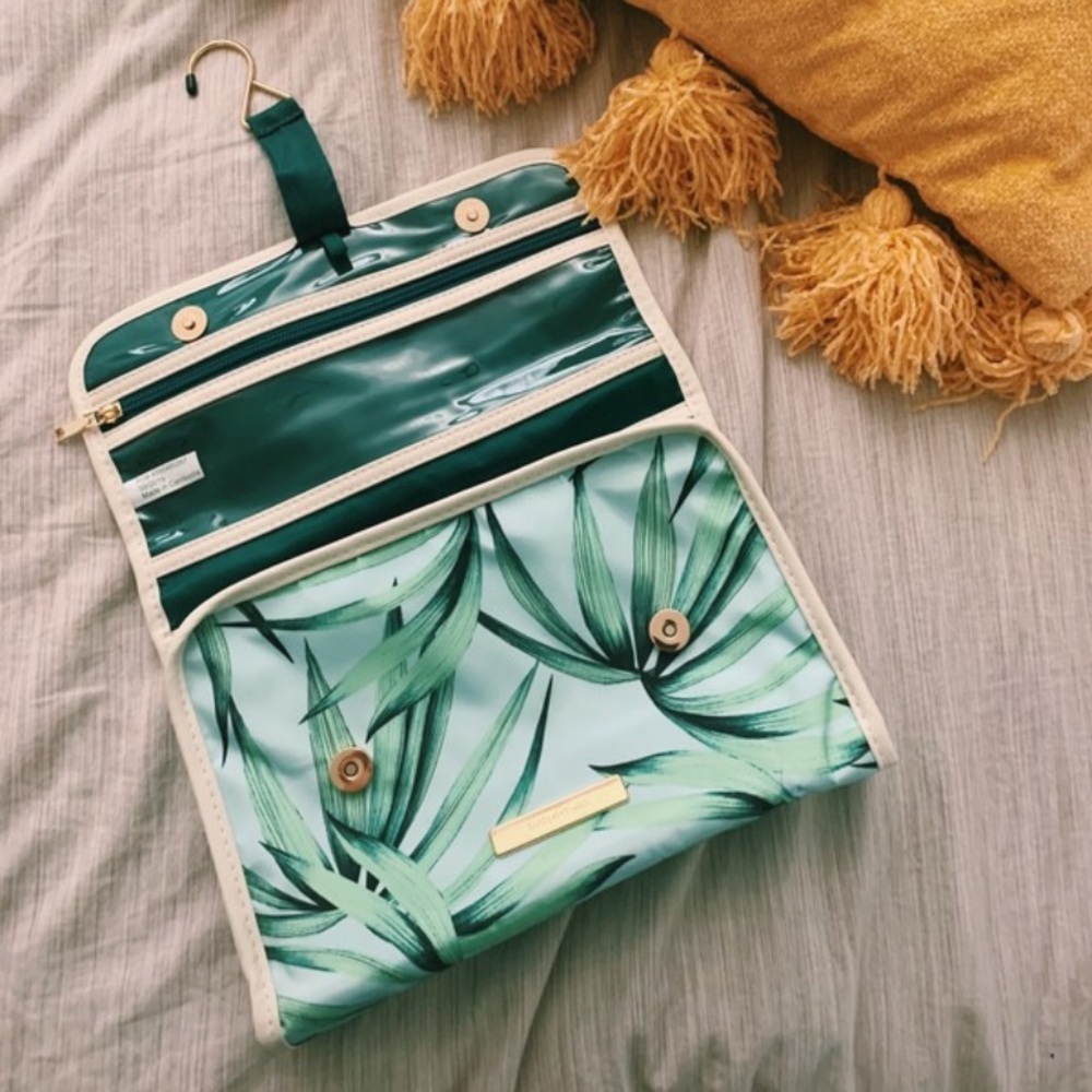 travel cosmetic makeup toiletries bag